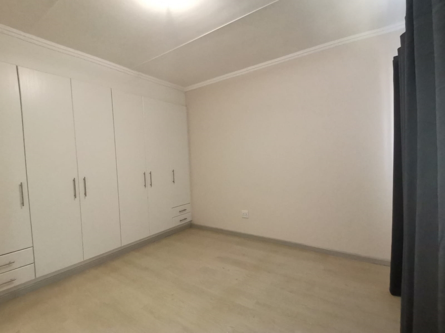 3 Bedroom Property for Sale in Fraaiuitsig Western Cape